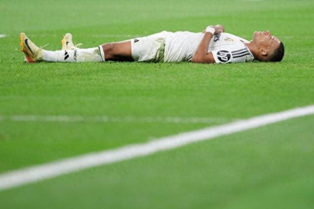 媒体人：阿代米与巴顿或无缘战申花，于根伟坦言末轮缺刀刃（媒体人曝阿代米、巴顿恐缺席战申花，于根伟直言收官战锋线乏力）