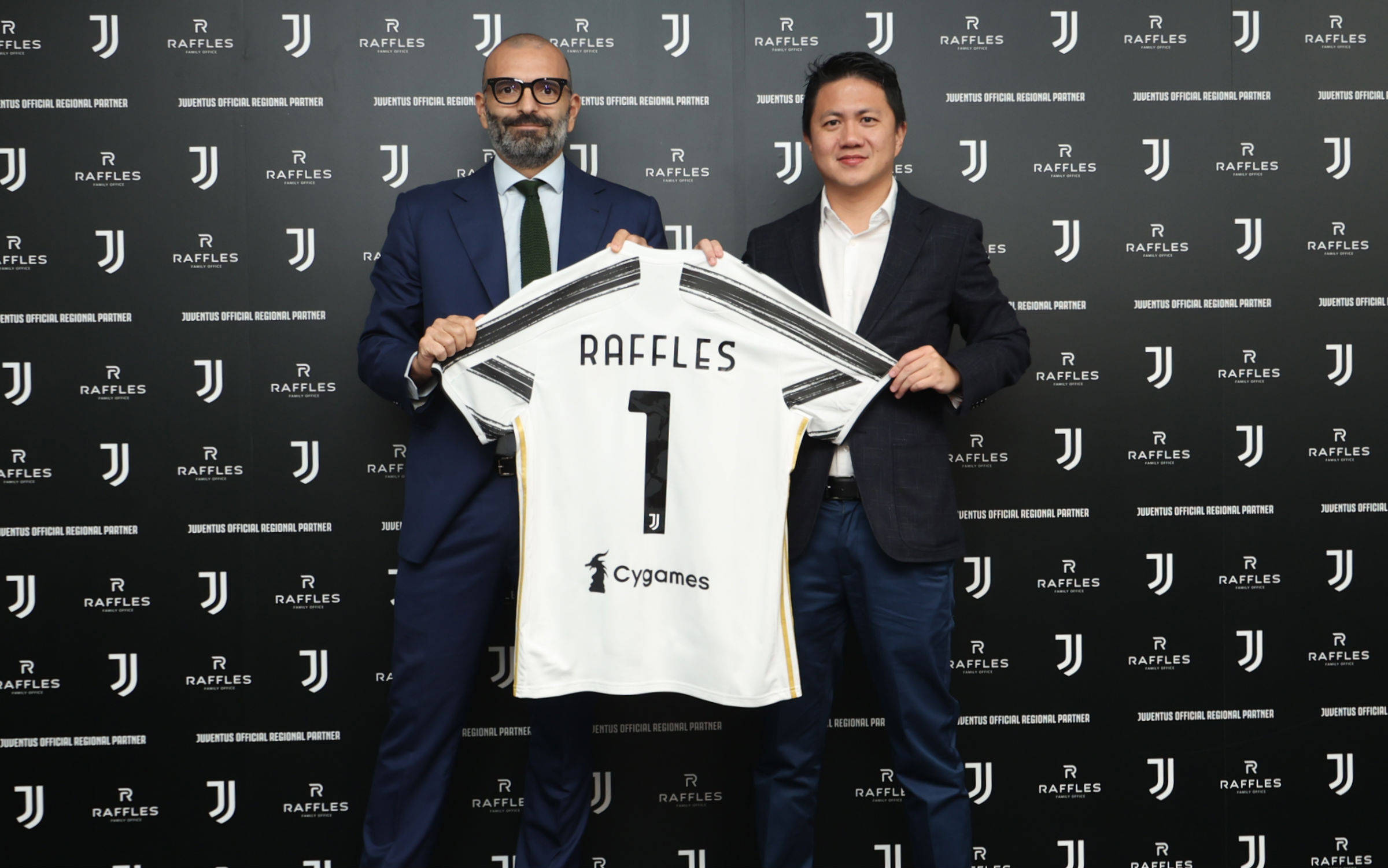 德泽尔比：很高兴能暂登榜首，霍伊别尔能在对阵纽卡中出场（德泽尔比：暂居榜首令人欣喜，霍伊别尔可出战纽卡）