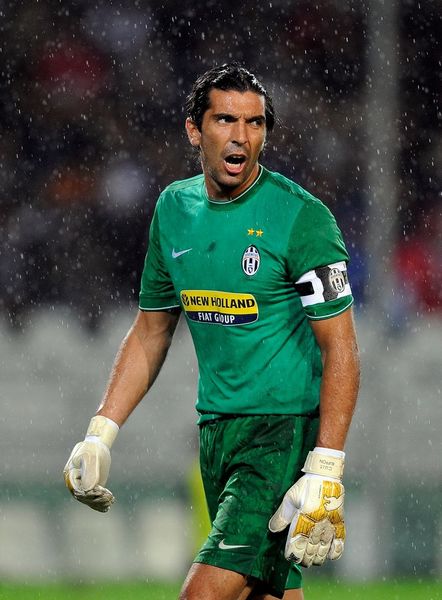 官方：沙特裁判胡韦什将执法亚冠精英海港vs首尔