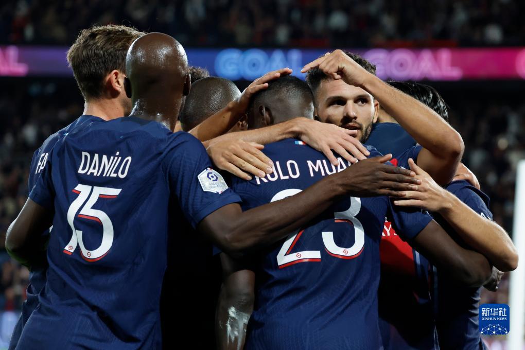 斯基拉：桑德兰和贡多齐重启谈判，希望在冬窗完成转会（斯基拉：桑德兰与贡多齐再度谈判，力争冬窗敲定转会）